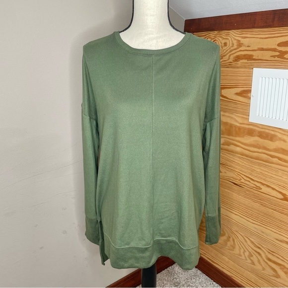 Time and Tru Long Sleeve Drop Shoulder Sweater Olive Green Medium - Picture 1 of 9